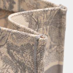 Pre Owned Dior Medium Toile de Jouy Reverse Embroidered Canvas Book Tote