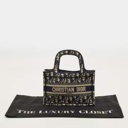 مملوكة مسبقًا Dior Book Mini Navy Blue Oblique Canvas Tote