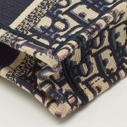 مملوكة مسبقًا Dior Book Mini Navy Blue Oblique Canvas Tote