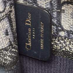 مملوكة مسبقًا Dior Book Mini Navy Blue Oblique Canvas Tote