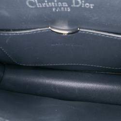 مملوكة مسبقًا Dior Silver Mini Metallic Patent Microcannage Diorama Flap