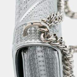 مملوكة مسبقًا Dior Silver Mini Metallic Patent Microcannage Diorama Flap