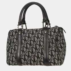 مملوكة مسبقًا حقيبة يد كريستيان ديور تروتر سوداء دفل