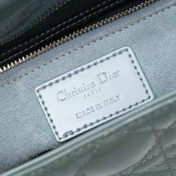 مملوكة مسبقًا حقيبة ديور ليدي ديور متوسطة براءة اختراع زرقاء فاتحة