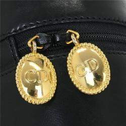 مملوكة مسبقًا Christian Dior Black Chain Handbag