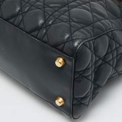 مملوكة مسبقًا حقيبة يد توتس ديور ليدي ديور مرنة جلد كاناج أزرق داكن متوسطة