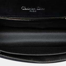 مملوكة مسبقًا حقيبة ديور ديوراما غطاء جلد خروف سوداء صغيرة