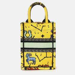 مملوكة مسبقًا Christian Dior 2022 Yellow Canvas Embroidered Pixel Zodiac Mini Book Tote Phone Bag With Strap