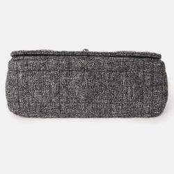 مملوكة مسبقًا Christian Dior 2022 Grey Tweed Medium Caro Bag