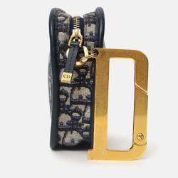 مملوكة مسبقًا Christian Dior 2019 Blue/Cream Oblique 'Diorquake' Clutch