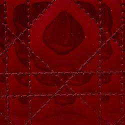 مملوكة مسبقًا Dior Red Patent Leather Patent Cannage Card Holder