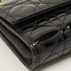 مملوكة مسبقًا حقيبة كلتش ديور ليدي ديور سلسلة جلد لامع كاناج أسود