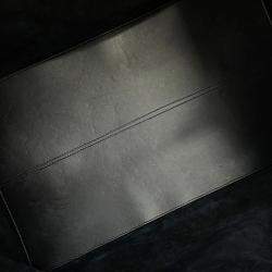 مملوكة مسبقًا حقيبة يد ديور توت كبيرة ماكروكاناج سوداء