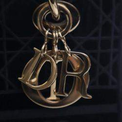 Pre Owned حقيبة يد ديور ليدي دي لايت متوسطة مخمل كاناج زرقاء.