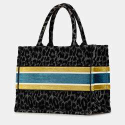 Pre Owned Mizza Medium Embroidered Canvas Leopard Book Tote