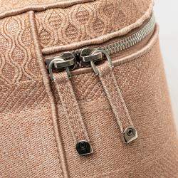 Pre Owned حقيبة زينة ديور للسفر مطرزة بشبك وردي