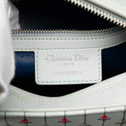 Pre Owned حقيبة ديور ليدي ديور بيضاء جلد عجل مطرزة بالزهور متوسطة