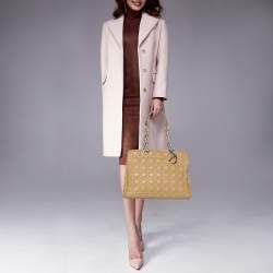 Pre Owned حقيبة يد توتس ديور سوفت ليدي ديور جلد كاناج أزرق كبيرة