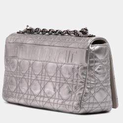 Pre Owned حقيبة كاروه ديور فضية متوسطة كالف سكين معدنية ناعمة