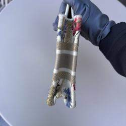 مملوكة مسبقًا Dior Limited edition hibiscus embroidered mini tote