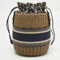 مملوكة مسبقًا Dior Tan/Navy Blue Canvas and Wicker Drawstring Bucket Bag