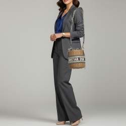 مملوكة مسبقًا Dior Tan/Navy Blue Canvas and Wicker Drawstring Bucket Bag