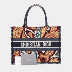 مملوكة مسبقًا حقيبة يد ديور ميديام ملونة قماش كتاب توت