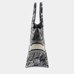 مملوكة مسبقًا Dior Book Tote Medium Blue Canvas Tote Bag