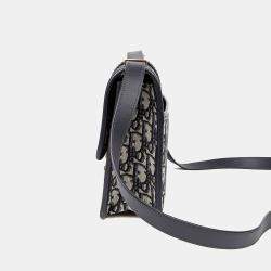 مملوكة مسبقًا حقيبة كتف ديور جلد زرقاء جبلية