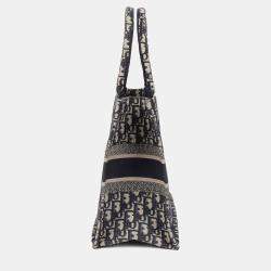 مملوكة مسبقًا حقيبة يد ديور كتاب توت قماش أزرق وسط