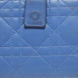 Pre Owned محفظة مطوية ديور ليدي ديور جلد كاناج أزرق مدمجة