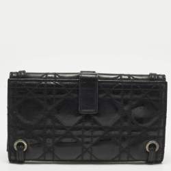 Pre Owned Dior D Logo Black CannageLeather Continental Wallet