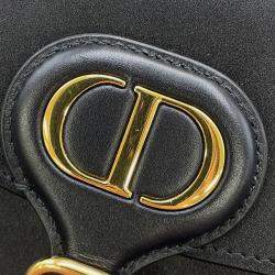 Pre Owned حقيبة كتف إطار بوبي جلد أسود ديور حجم متوسط