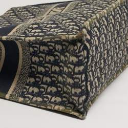 Pre Owned Dior Book Large Blue Oblique Embroidered Canvas Tote