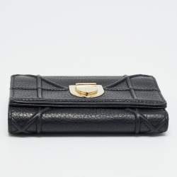 مملوكة مسبقًا محفظة ديور ديوراما جلد بيج ثلاثية الطية