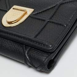 مملوكة مسبقًا محفظة ديور ديوراما جلد بيج ثلاثية الطية