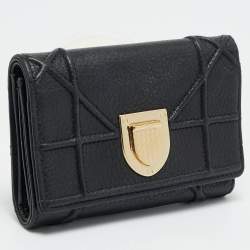 مملوكة مسبقًا محفظة ديور ديوراما جلد بيج ثلاثية الطية