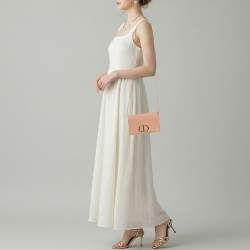 مملوكة مسبقًا حقيبة كلتش سلسلة ديور جلد زهري باهت مونتين 30