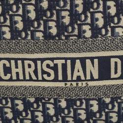 Pre Owned حقيبة كتاب متوسطة قماش مطرز مائل أزرق بحري ديور