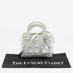 مملوكة مسبقًا Dior Lily Silver Cannage Leather Bag