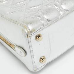 مملوكة مسبقًا Dior Lily Silver Cannage Leather Bag
