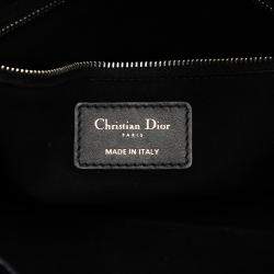 Pre Owned حقيبة ديور ليدي ديور قابلة للطي متوسط جلد عجل أسود مزينة بالورد كاناج مغلفة بالزهور