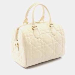 مملوكة مسبقًا Christian Dior Dior Groove 25 Macrocannage Handbag Leather White