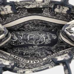 Pre Owned Dior Blue Small Canvas Embroidered Reverse Dioriviera Toile De Jouy Book Tote