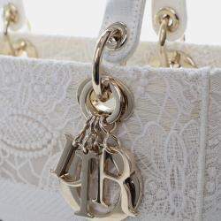 Pre Owned حقيبة ليدي دي لايت مكرامي ثلاثية الأبعاد للدانتيل المطرز باللون الأبيض متوسطة ديور