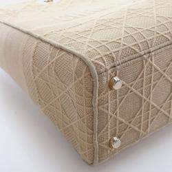 مملوكة مسبقًا حقيبة كريستيان ديور كبيرة مطرزة قماش كاناج ليدي دي-لايت