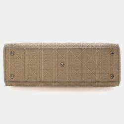 مملوكة مسبقًا حقيبة كريستيان ديور كبيرة مطرزة قماش كاناج ليدي دي-لايت