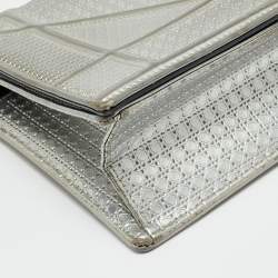 Pre Owned حقيبة ديوراما ديور جلد براءات رمادي ميكروكاناج كبير الحجم
