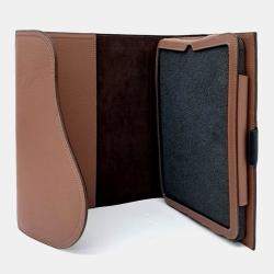مملوكة مسبقًا Dior Brown Leather iPad Pouch