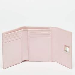 مملوكة مسبقًا Dior Turn Me Light Pink Leather Trifold Wallet